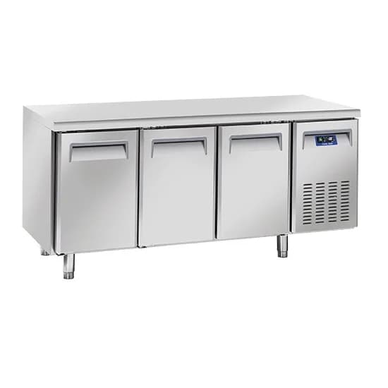 Bakeri pizzabenk 32 dorer for bakeplater 60×40 – kapasitet, drift og vanlige fallgruver